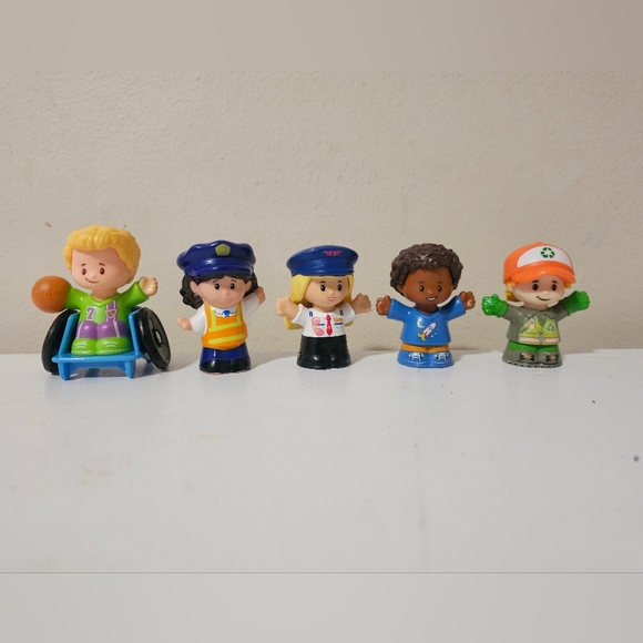 Fisher Price Little People Set of 15 - Picture 4 of 4